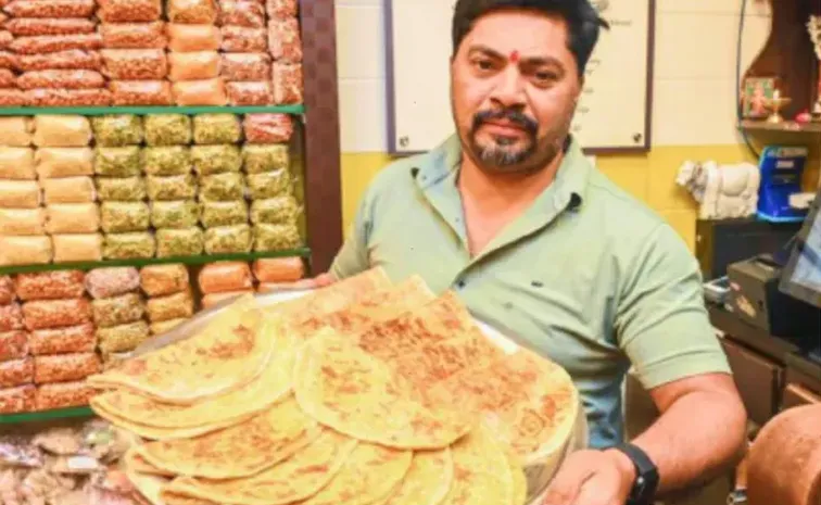KR Bhaskars Puranpoli Ghar Success waiter to Rs 3.6 Crore Profits