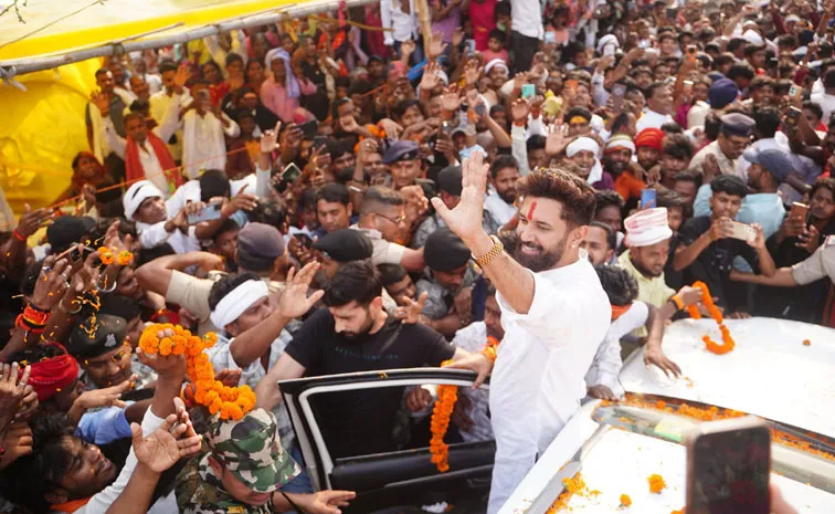 Bihar Polls Chirag Paswan Drops BIG Hint At Future Role