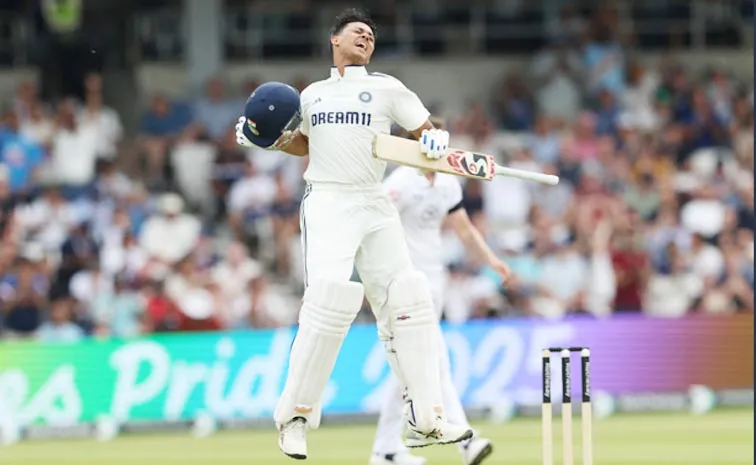 Yashasvi Jaiswal Breaks Bradman Record Becomes 1st Player In World To