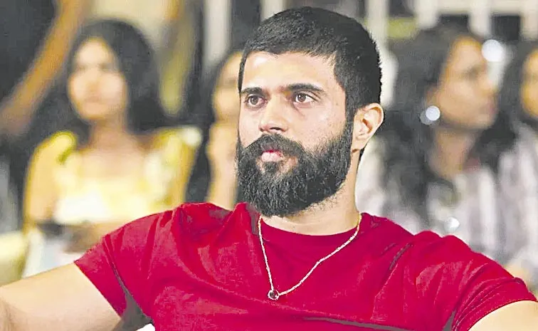 case against actor vijay deverakonda under sc and st act over comments on tribals