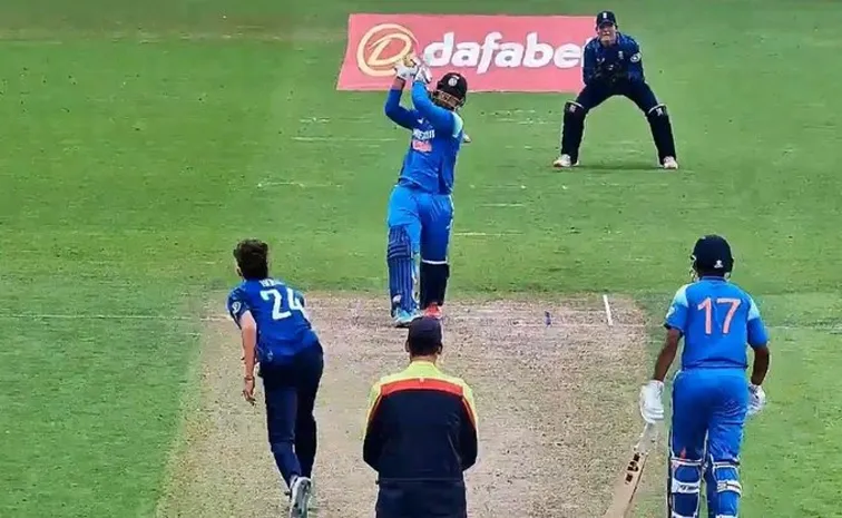 IND U19 VS ENG U19 1st Youth ODI: Vaibhav Suryavanshi Smashes 48 Runs In Just 19 Balls