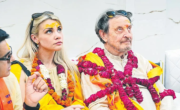 Tesla CEO Elon Musk father visits Ram Temple