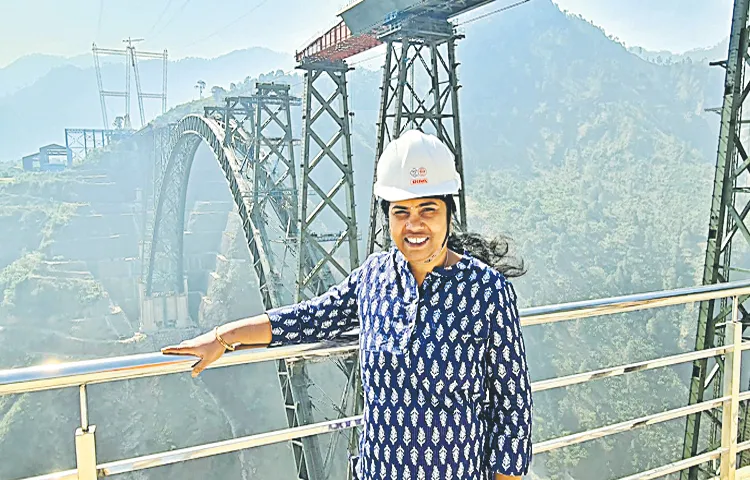 Madhavilatha played a key role in the construction of the railway arch bridge over the Chenab River