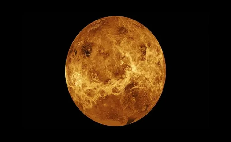 Japanese Himawari satellites reveal Venus cloud-top temperature patterns