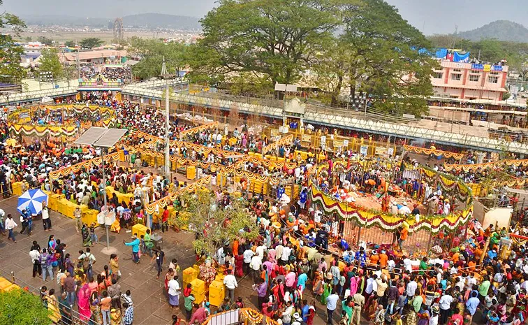 medaram sammakka and saralamma maha-jatara Start On 28 Jan 2026