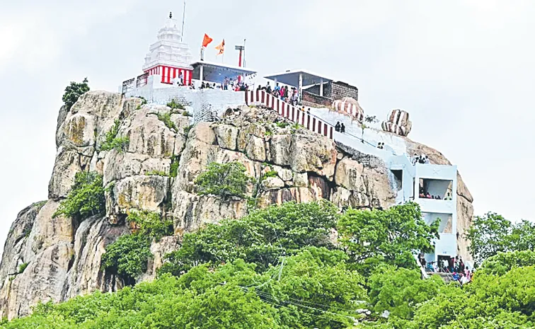 Wanaparthy Tirumalayya Gutta temple history and interesting facts