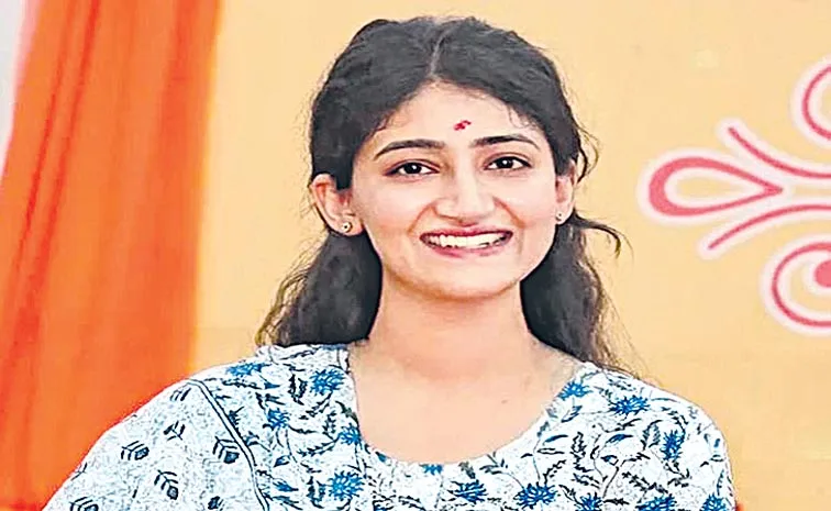 Broke Up With Mobile says IAS Neha Byadwal