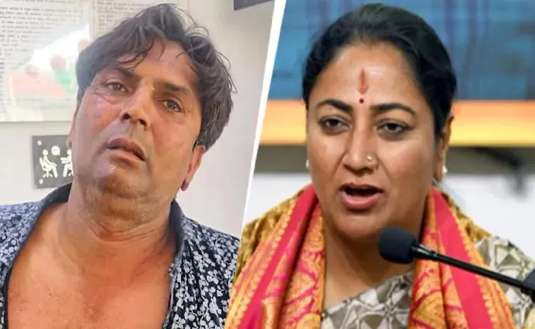 Delhi CM Rekha Gupta slapped by man during Jan Sunvai event