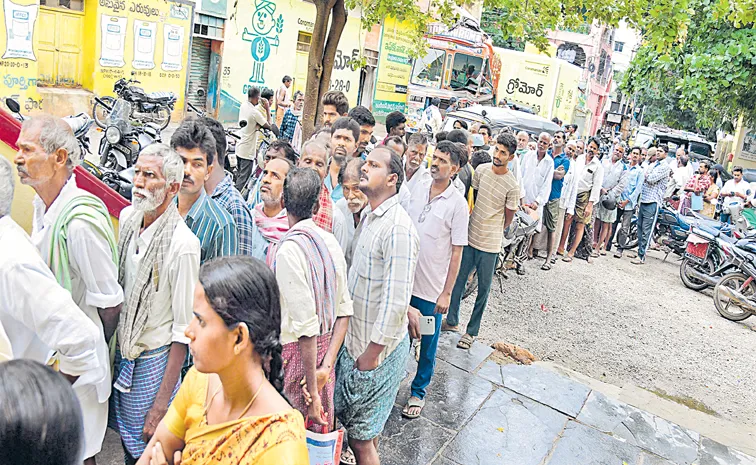 Farmers face hardship due to severe shortage of urea in Andhra Pradesh