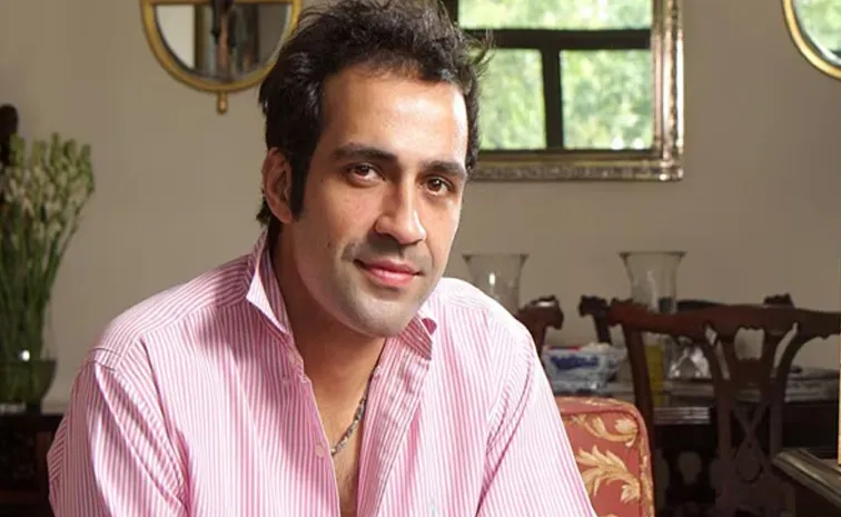 meet Aatish Taseer saysHis New Book Ones Country Is to Know an Intimate Shame