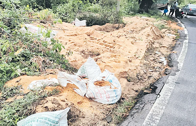 Illegal sand transportation from Gudur to Tamil Nadu via Chittoor