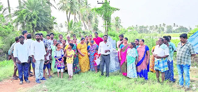 రాజ్యాంగానికి రఘురామ వరకభాష్యం