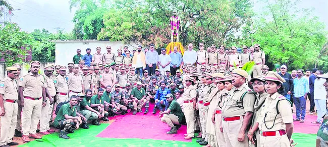అటవీ చట్టాలపై ప్రజలకు అవగాహన