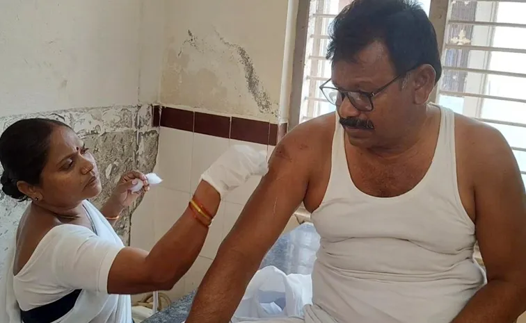 TDP Supporters Attack On YSRCP Supporter In YSR District