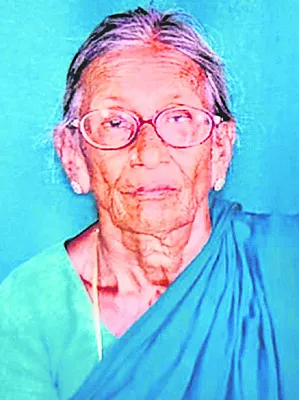శతాధిక వృద్ధురాలి మృతి