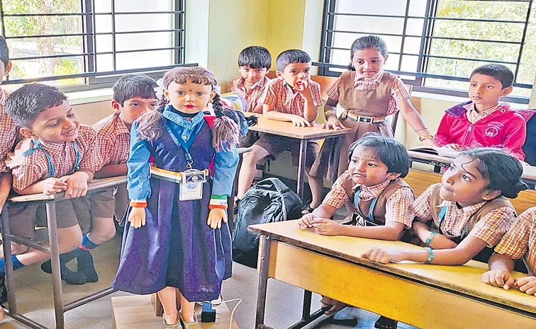 Karnataka teacher Akshay Mashelkar creates Jugaad robot Shikshana