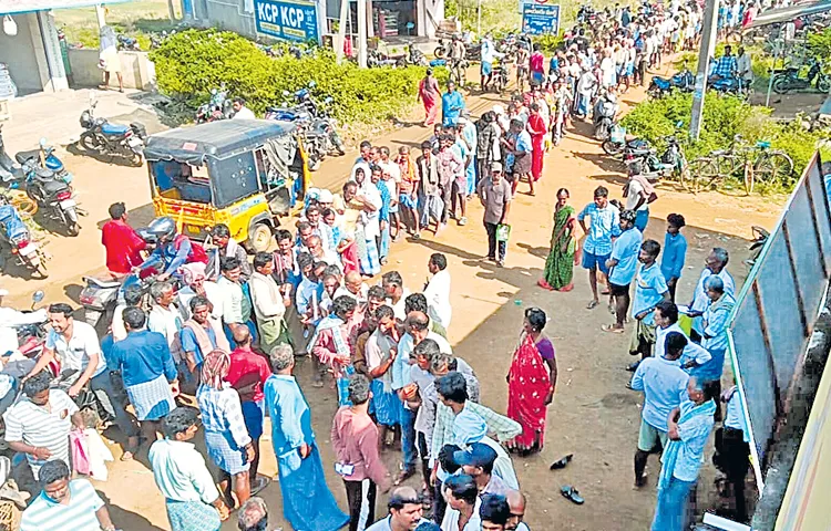 Farmers queue up in huge lines early in the morning for urea