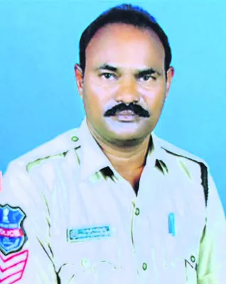 గుండెపోటుతో హెడ్కానిస్టేబుల్ మృతి