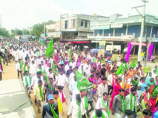 లంబాడాలను ఎస్టీ జాబితా నుంచి తొలగించాలి