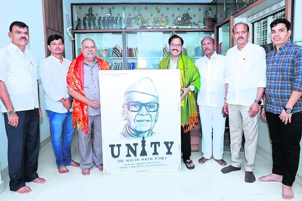 కొండా లక్ష్మణ్ బాపూజీ జీవితం ఆదర్శనీయం