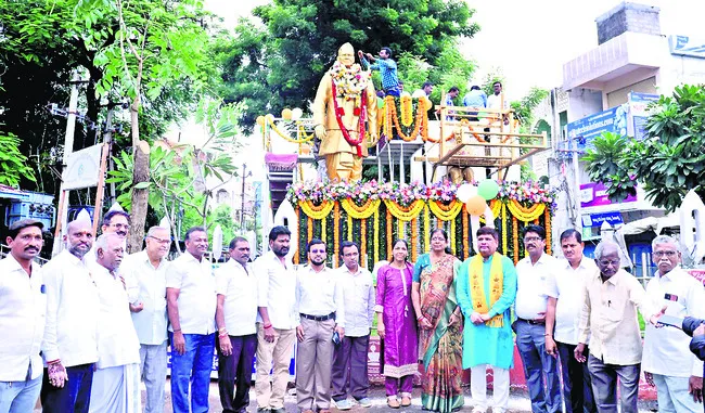 తెలంగాణ ఉద్యమానికి కొండా లక్ష్మణ్ స్ఫూర్తి