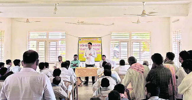 పొగాకు పంట నియంత్రణ పాటించాలి