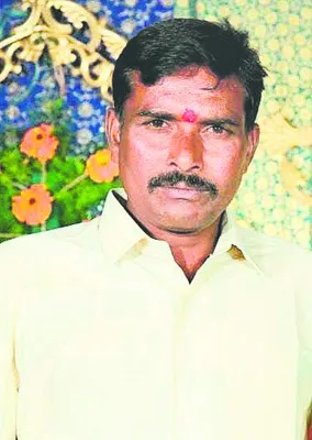 రోడ్డు ప్రమాదంలో వ్యక్తి మృతి