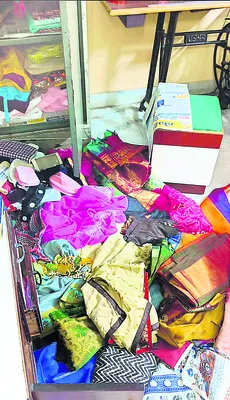 ఎస్బీఐ విశ్రాంత మేనేజర్ ఇంట్లో చోరీ