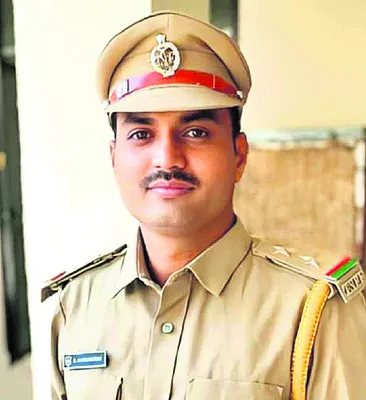 ఎకై ్సజ్ ఎస్సై నుంచి డీటీగా..