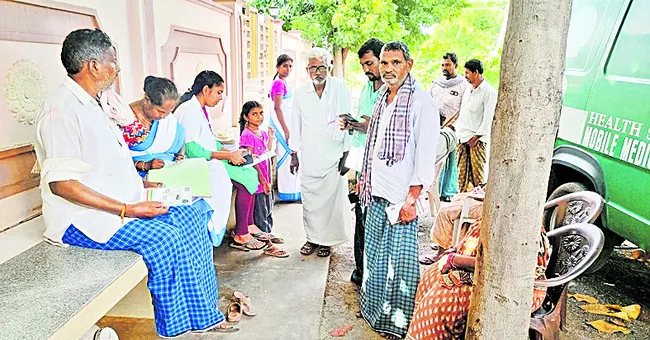 పల్లెల్లో వైద్యంపై సమ్మెట