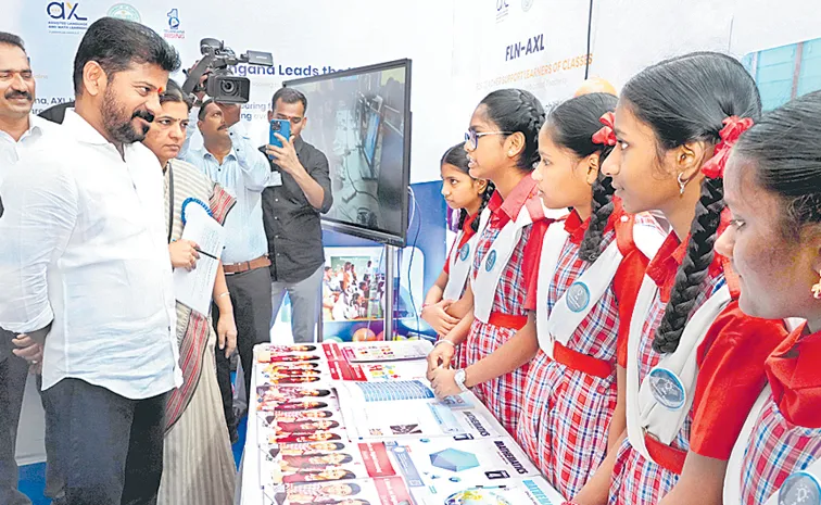 Telangana CM urges govt school teachers to lunch with students