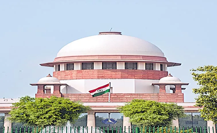 Aadhaar valid ID for voter list, but not citizenship says Supreme Court
