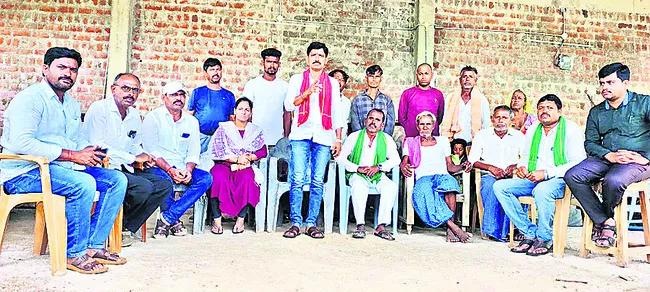 తండాల్లో బీసీ రిజర్వేషన్లు తొలగించాలి