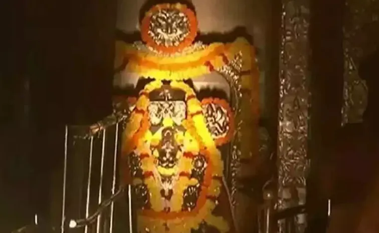 Sunrise rays touch Lord Surya feet at Arasavalli 2025 Oct 1st News