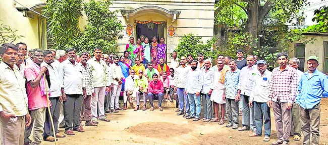 ఇబ్బంది పెట్టేందుకే సర్కార్ కుట్ర