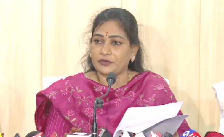 home minister anitha on Kurnool Private Travels Bus Incident