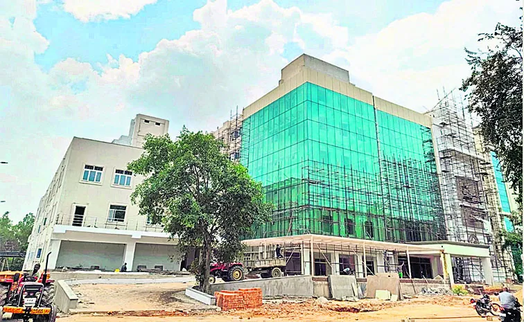 Coalition government conspiring to build a private cancer hospital under the auspices of a Dubai company