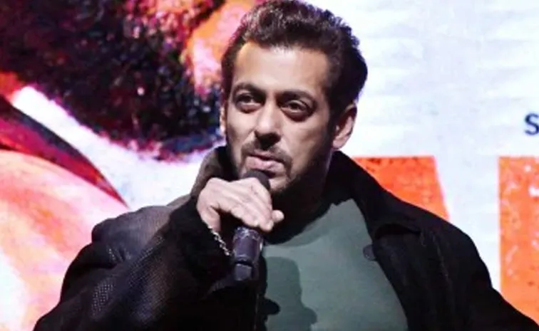 Pakistan Declares Actor Salman Khan A Terrorist Becouse he told Balochistan Separately