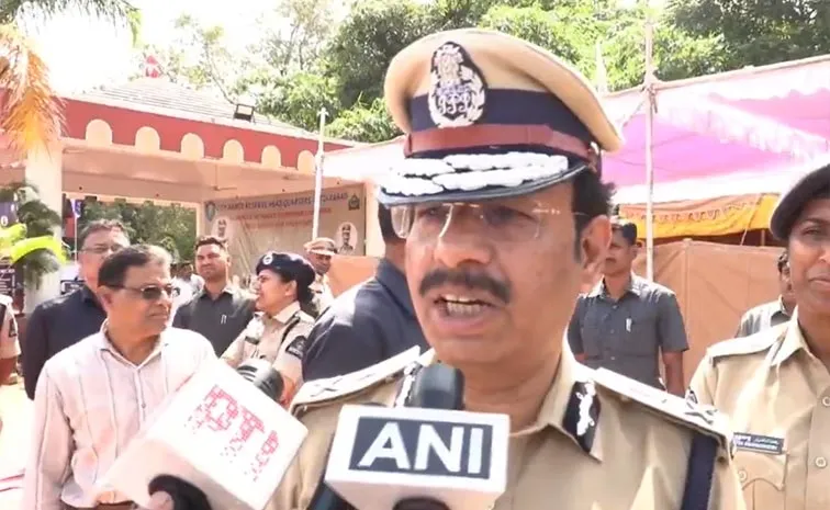 CP VC Sajjanar Conduct Blood Donation Camp