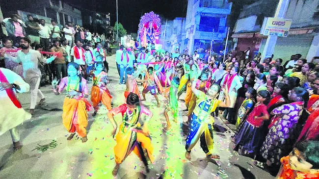శోభాయ