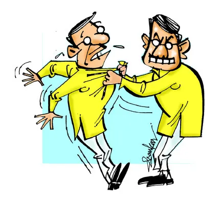 ‘పచ్చ’ పార్టీలో రచ్చ రచ్చ