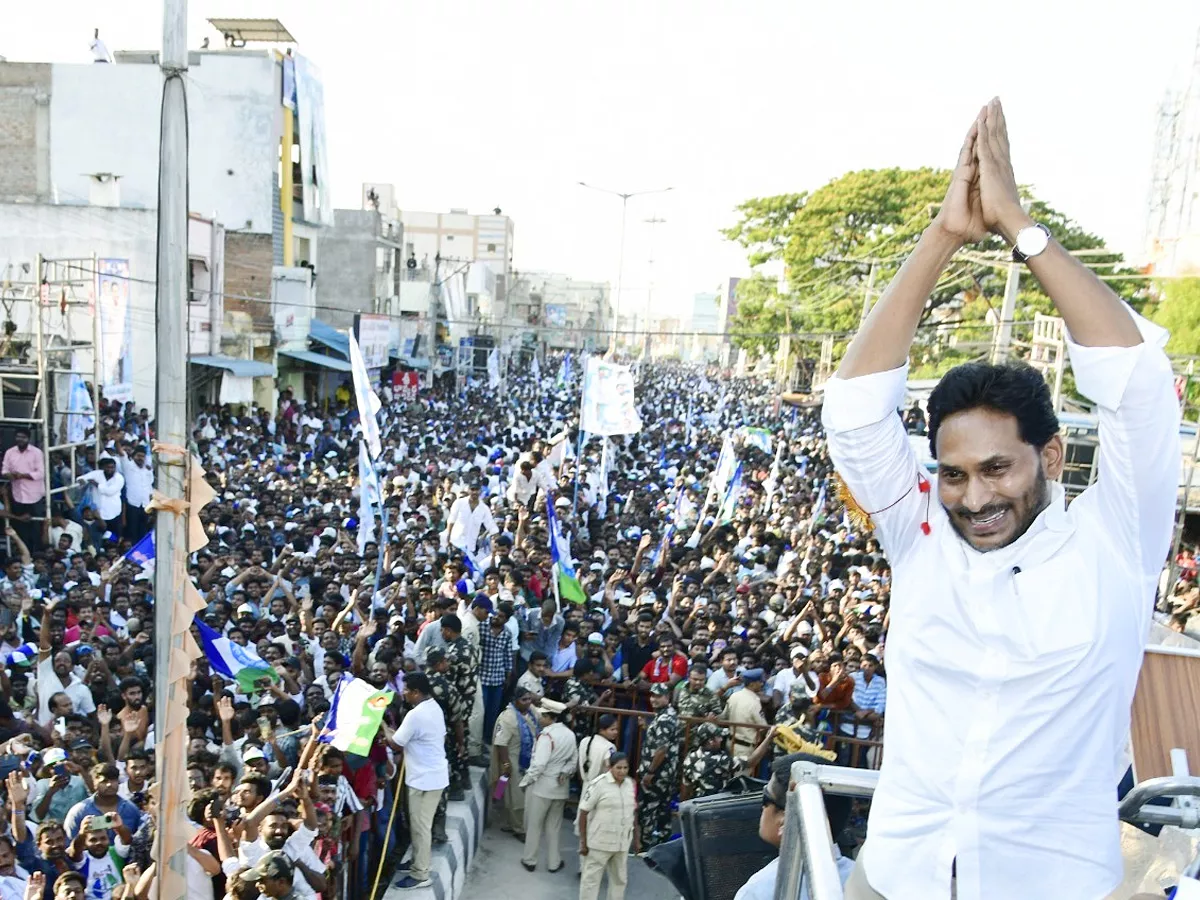 AP CM YS Jagan Public Meeting at Kalikiri Photos