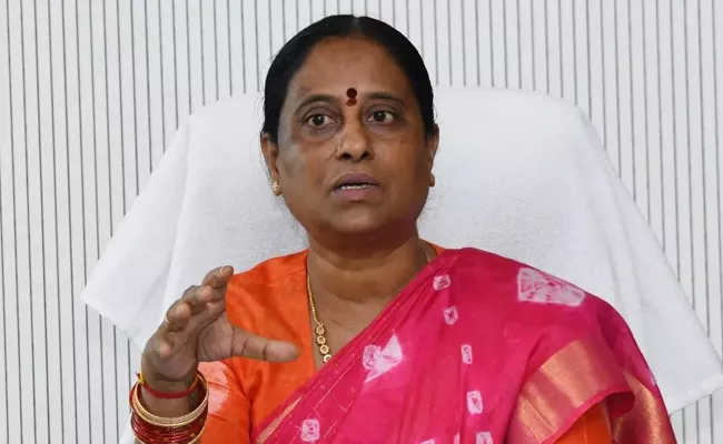 Election Commission Warning To Konda Surekha Over Comments On KTR