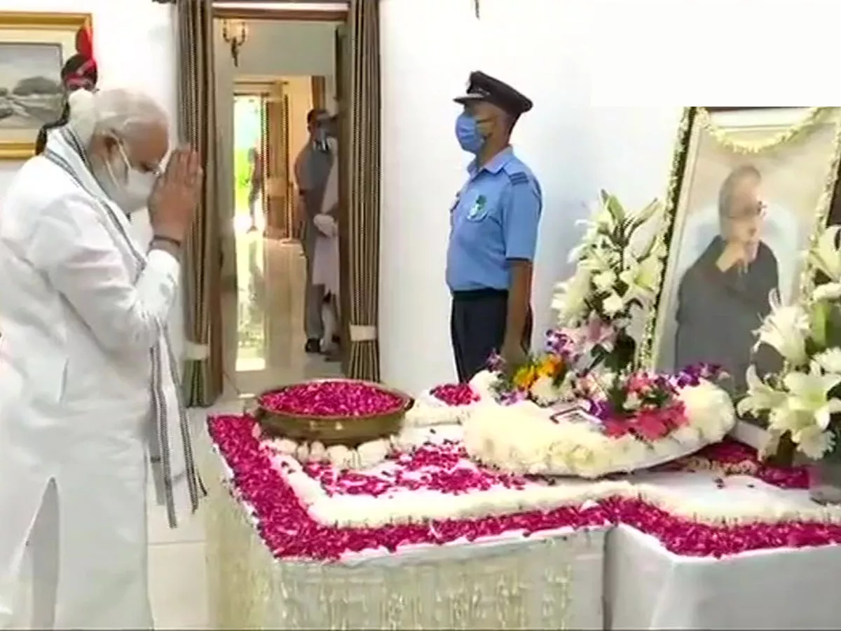  Political leaders pay their last respect to former President Pranab Mukherjee Photo Gallery - Sakshi