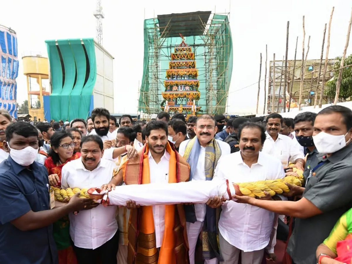 AP CM YS Jagan Mohan Reddy inaugurates Antarvedi temple chariot Photo Gallery - Sakshi