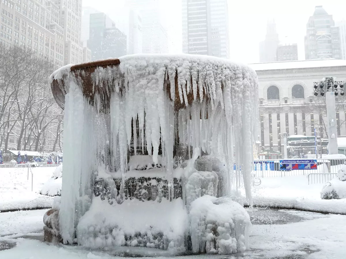 Scary Blizzard in New York city, USA (Feb 01, 2021) Snow Storm in Central New York - Sakshi