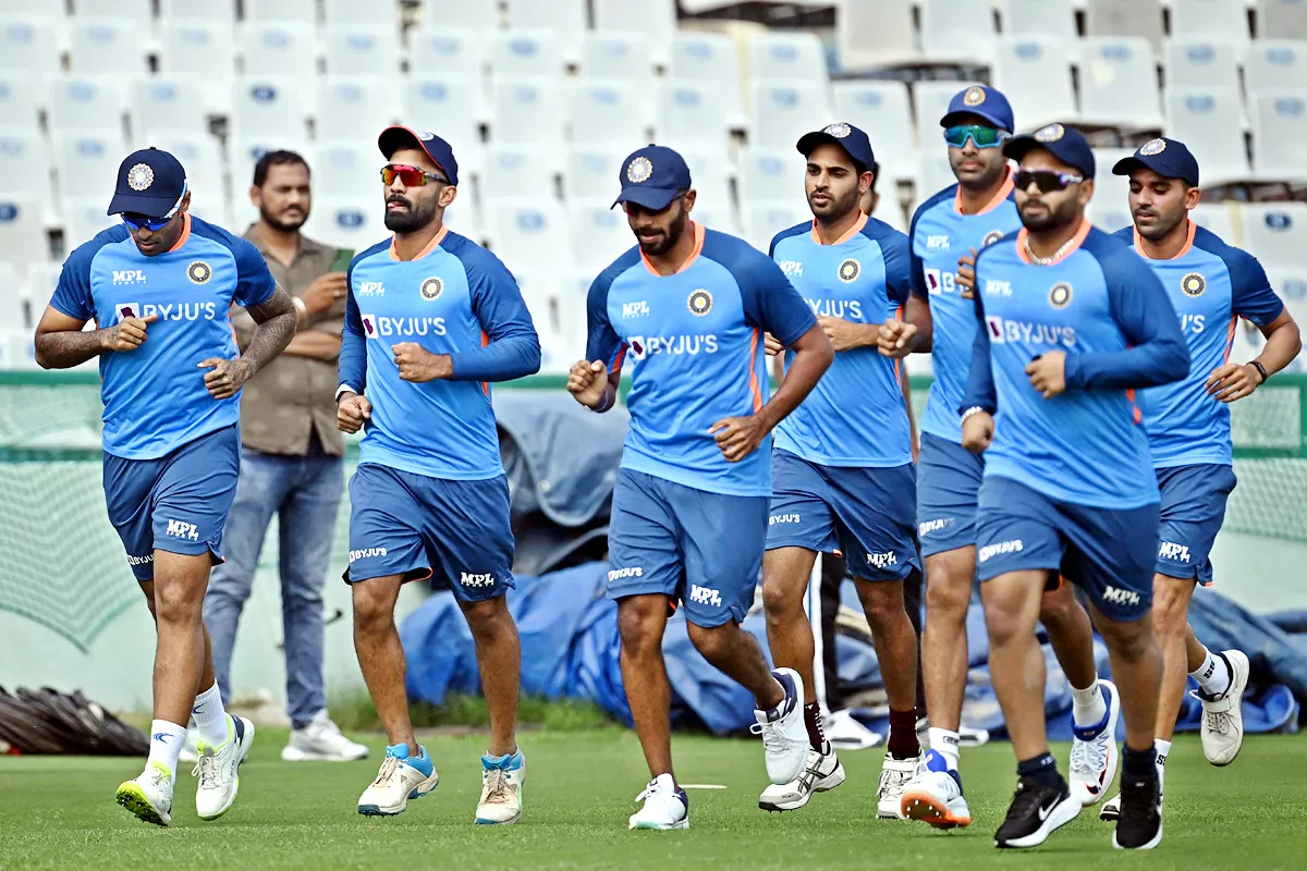 India vs Australia Practice Session In Mohali  - Sakshi