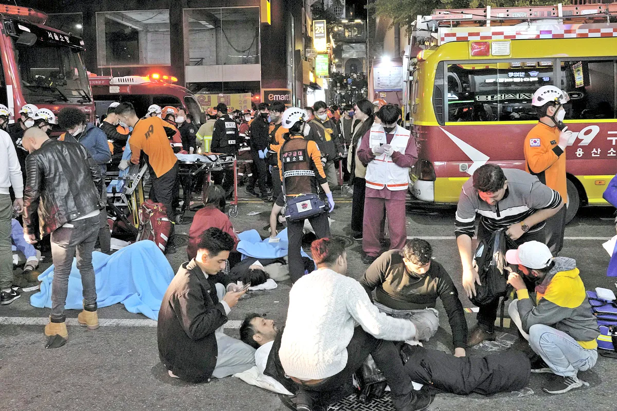 Deadly Halloween stampede stuns South Korea - Sakshi