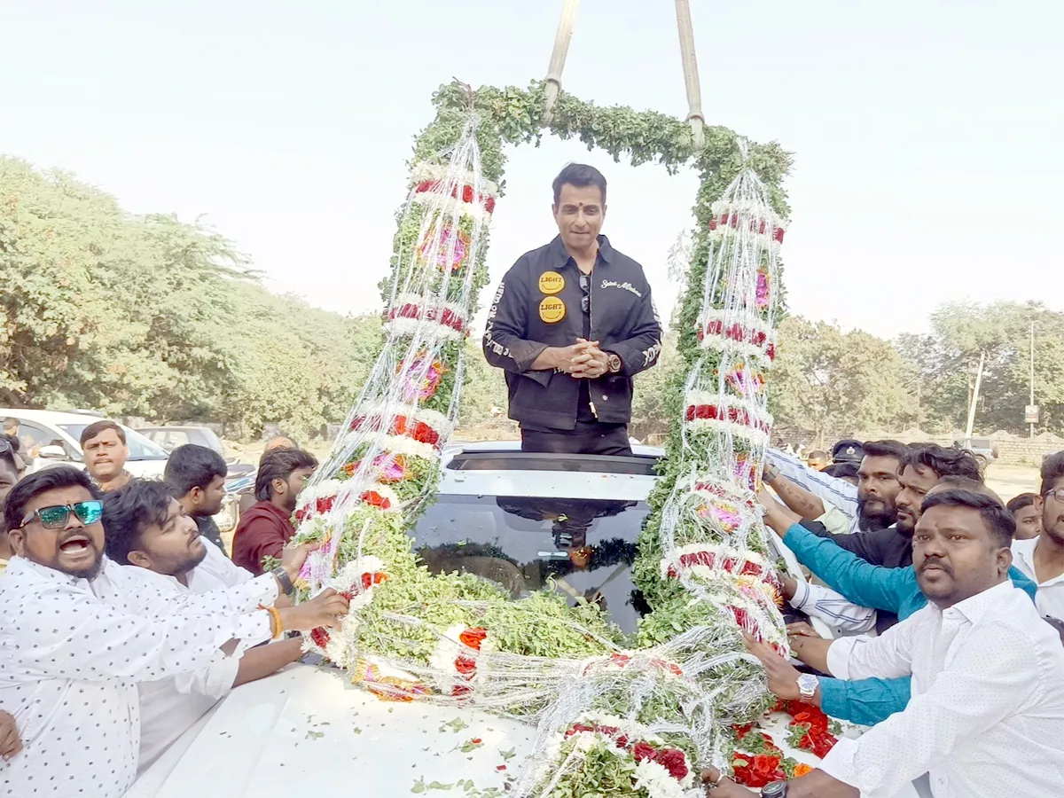 Actor Sonu Sood Visits Siddipet PHotos - Sakshi