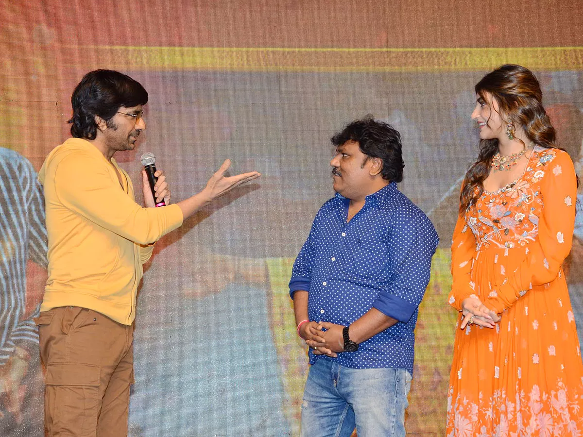 Ravi Teja, Sreeleela Dhamaka 100 CR MASSive Festival Pics - Sakshi